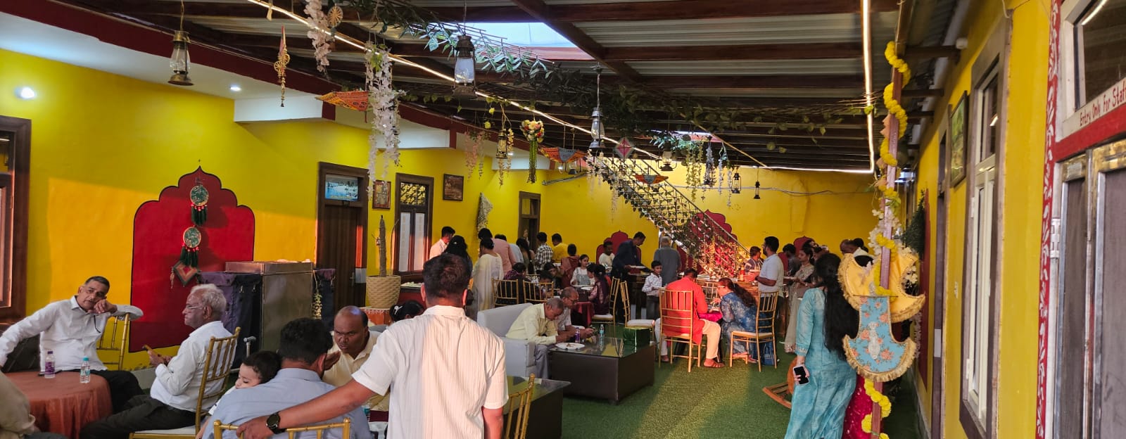 holet marrige photos